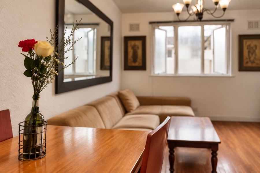 To Let 1 Bedroom Property for Rent in Green Point Western Cape